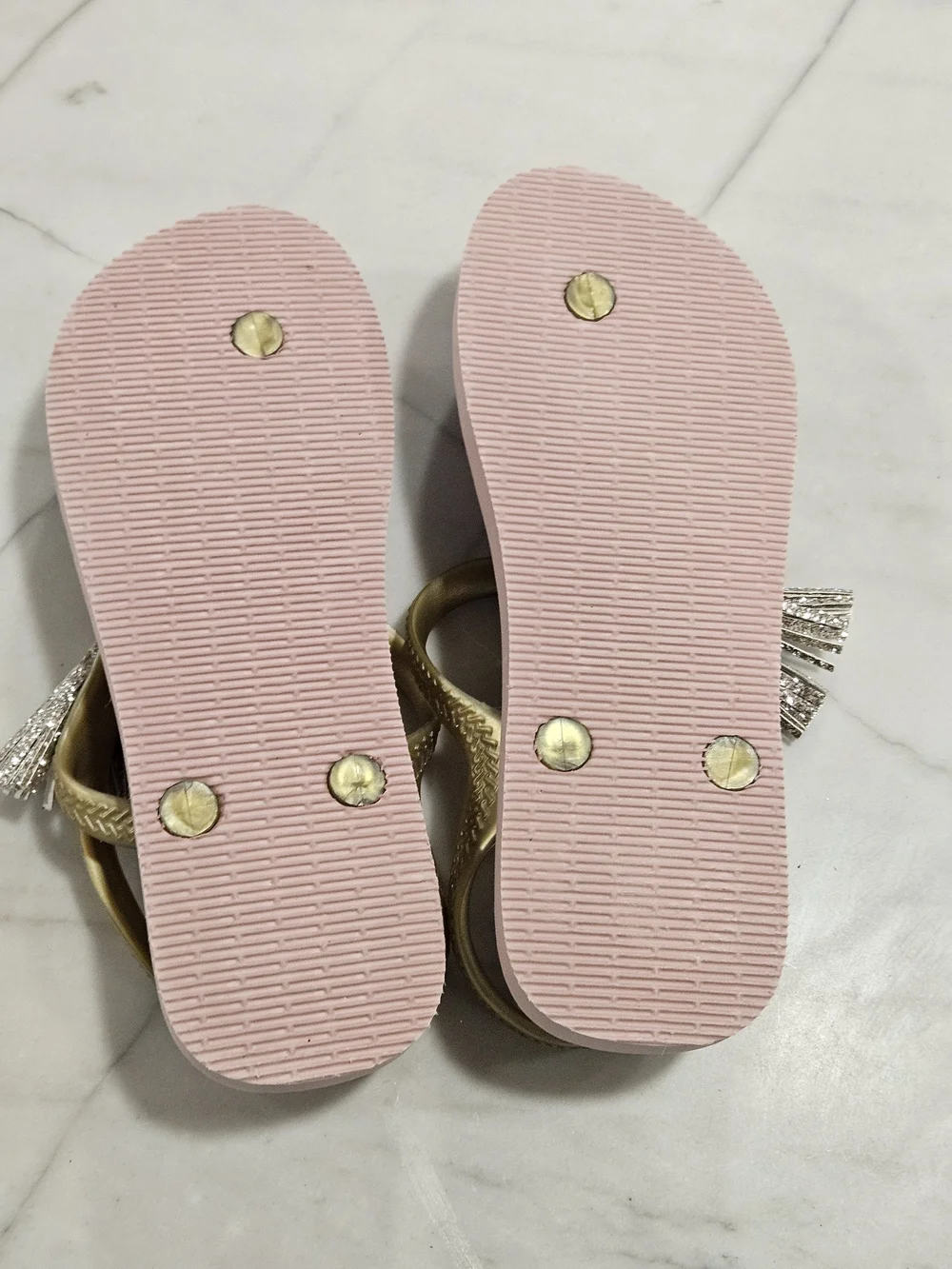 Joyfolie Girls Cassia Pink Gold Glitter Tassel Accent Flip Flops